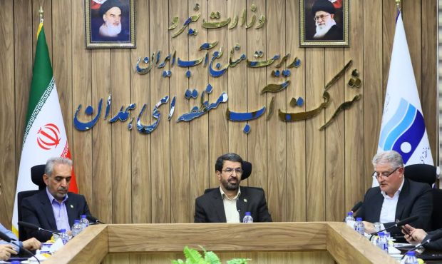 افتتاح سالن رصد و پایش چاههای استان همدان با حضور استاندار افتتاح سالن رصد و پایش چاههای استان همدان با حضور استاندار