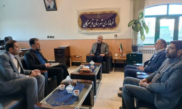 دیدار اعضای اتاق اصناف کشاورزی با فرماندار تویسرکان؛ تأکید بر حمایت از تولید، ساماندهی فعالیت‌ها و تقویت زیرساخت‌های کشاورزی