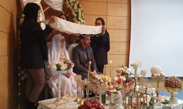 جشن آغاز زندگی مشترک ۲۰ زوج جوان تویسرکانی با حضور فرماندار شهرستان