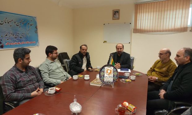 تأکید بر آمادگی مستمر و ارتقای تابآوری در جلسه کمیته بحران بنیاد مسکن تویسرکان تأکید بر آمادگی مستمر و ارتقای تابآوری در جلسه کمیته بحران بنیاد مسکن تویسرکان