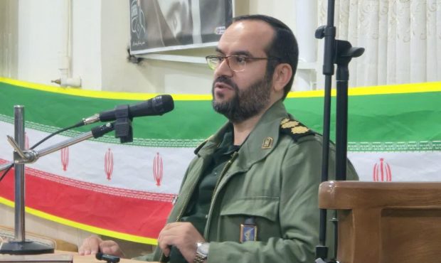 فرمانده سپاه ناحیه تویسرکان در جشن ۴۷ سالگی انقلاب اسلامی: ملت ایران از تهدید دشمن هراسی ندارد فرمانده سپاه ناحیه تویسرکان در جشن ۴۷ سالگی انقلاب اسلامی: ملت ایران از تهدید دشمن هراسی ندارد