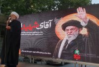 وداع باشکوه تویسرکانی‌ها با رهبر شهید؛ صلحمیرزایی ابعاد شخصیتی رهبر معظم انقلاب را تبیین کرد
