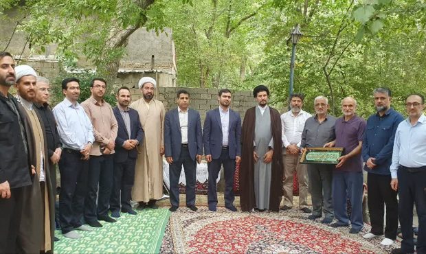 رشد ۲۵۰ درصدی زکات تویسرکان در سایه حضور میدانی مسئولان میان کشاورزان